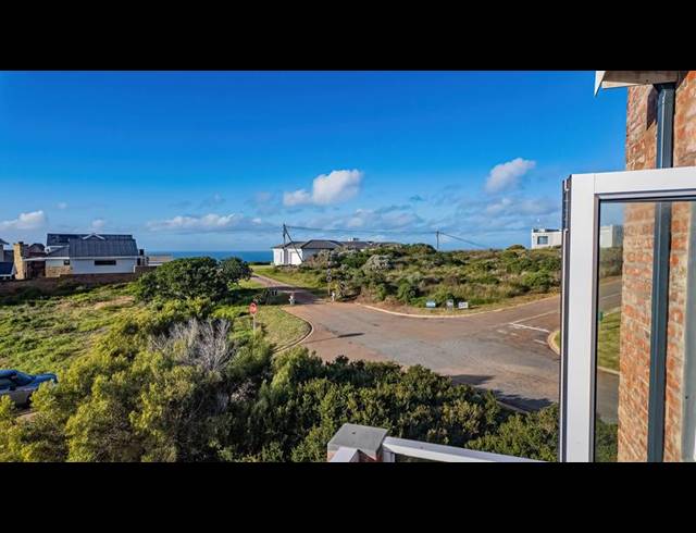 4 BEDROOM HOUSE FOR SALE IN JONGENSFONTEIN